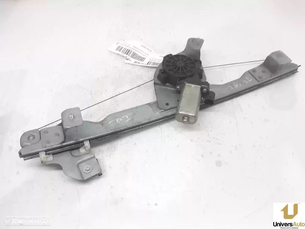 ELEVADOR DE VIDRO FRONTAL ESQUERDO DACIA SANDERO 2010 -8200733829 - 2
