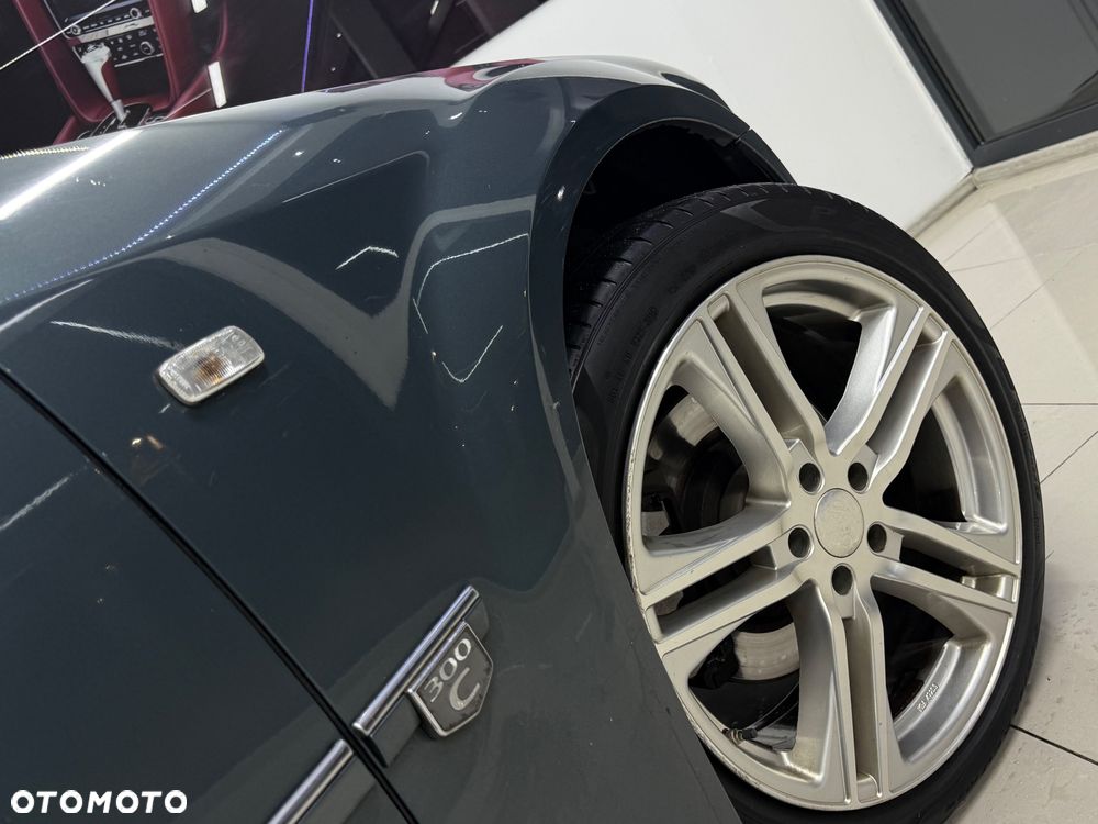 Chrysler 300C 3.0 V6 CRD - 12