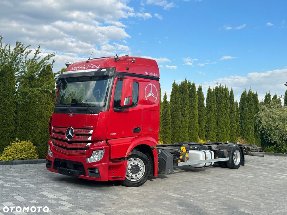 Mercedes-Benz / ACTROS / 1832 / MEGA / BDF / 150 000 tys.km. / - 10