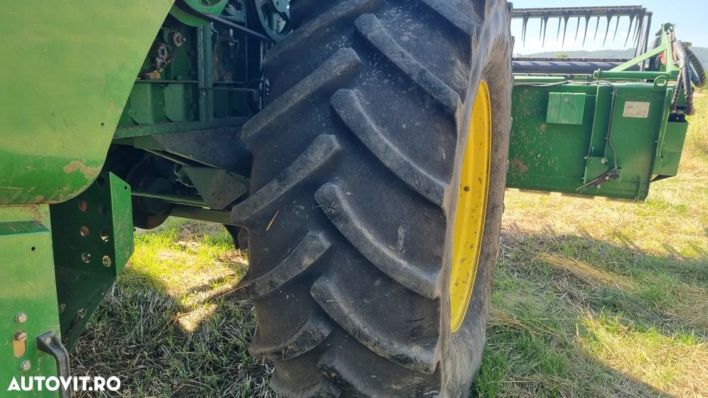 John Deere W440 - 10