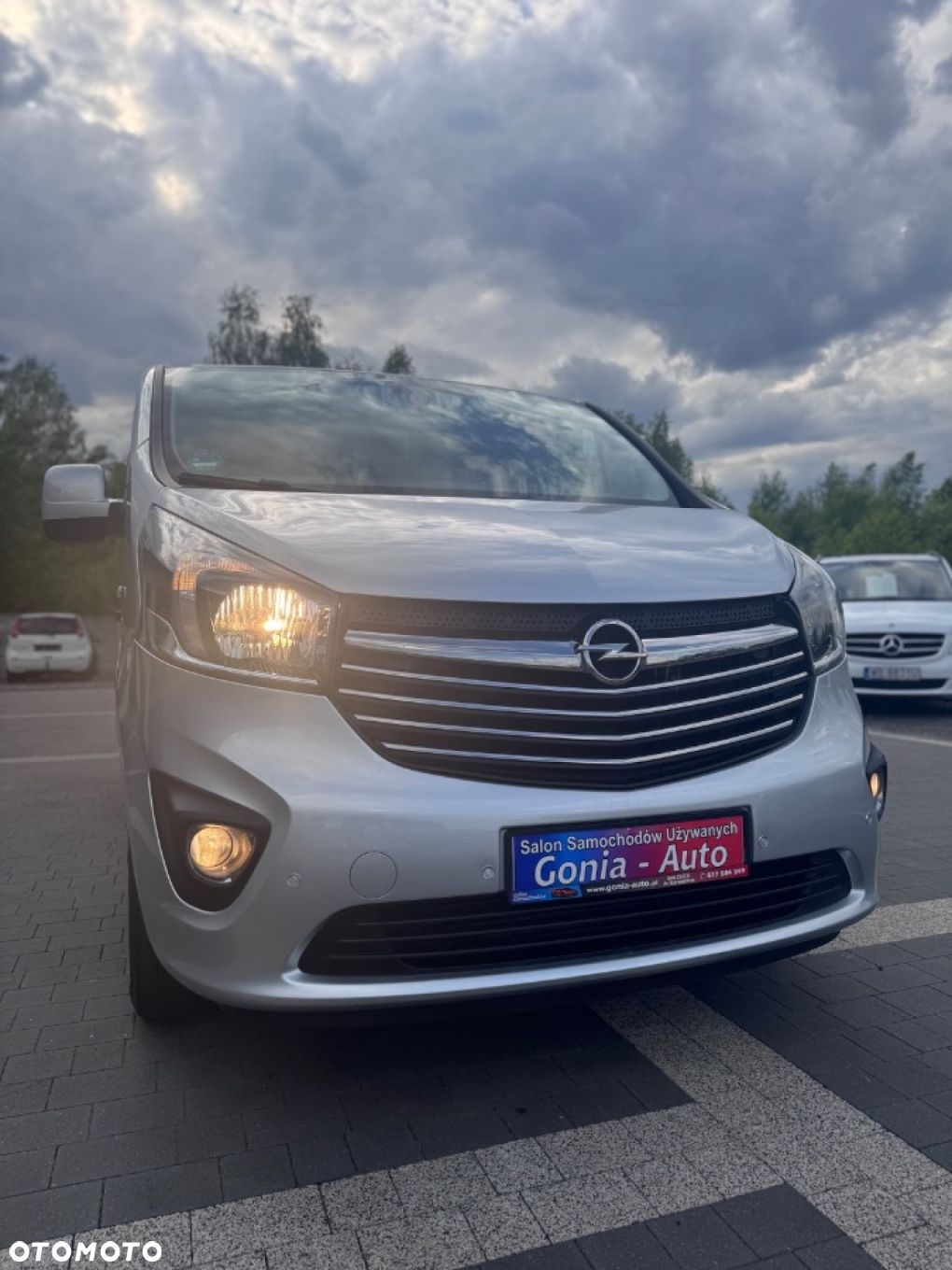 Opel Vivaro - 9