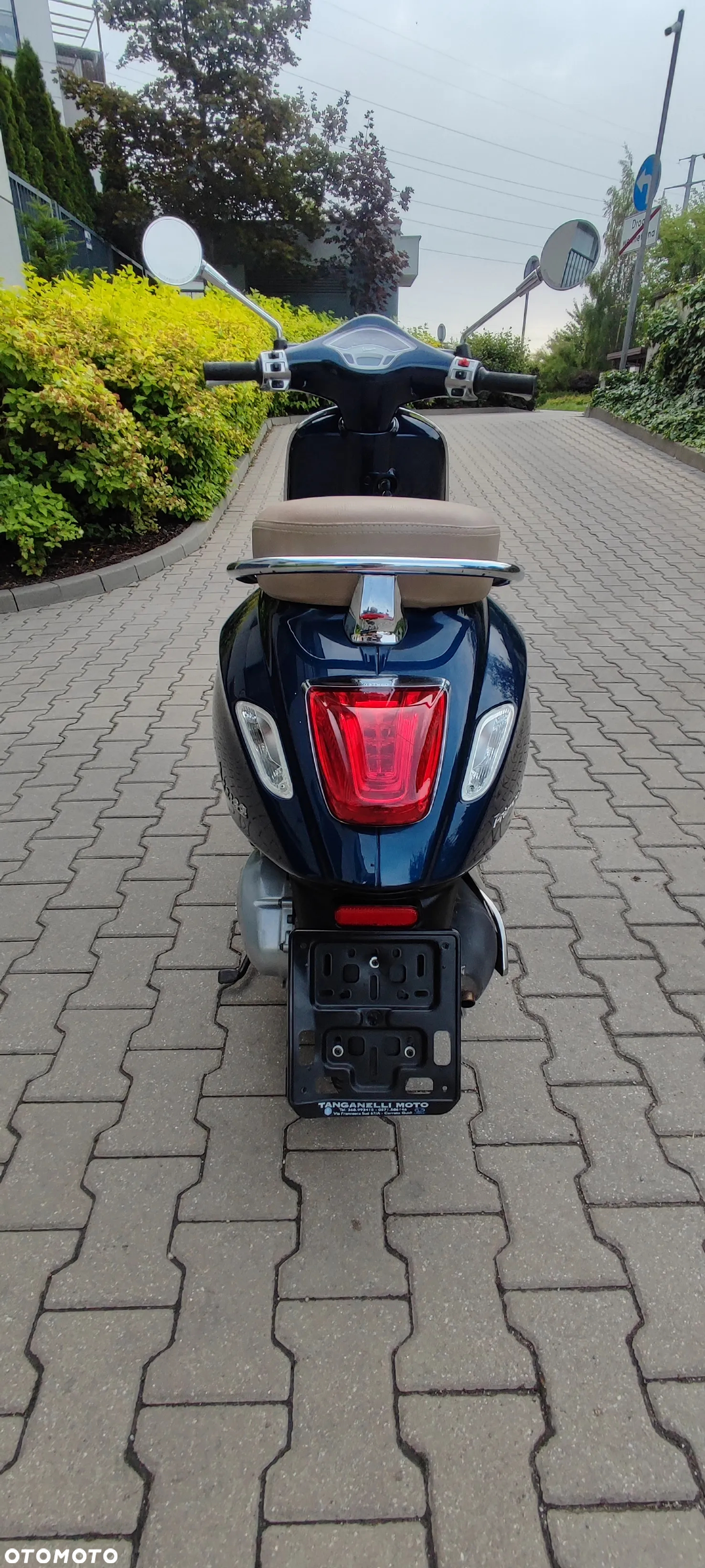 Vespa Primavera - 7