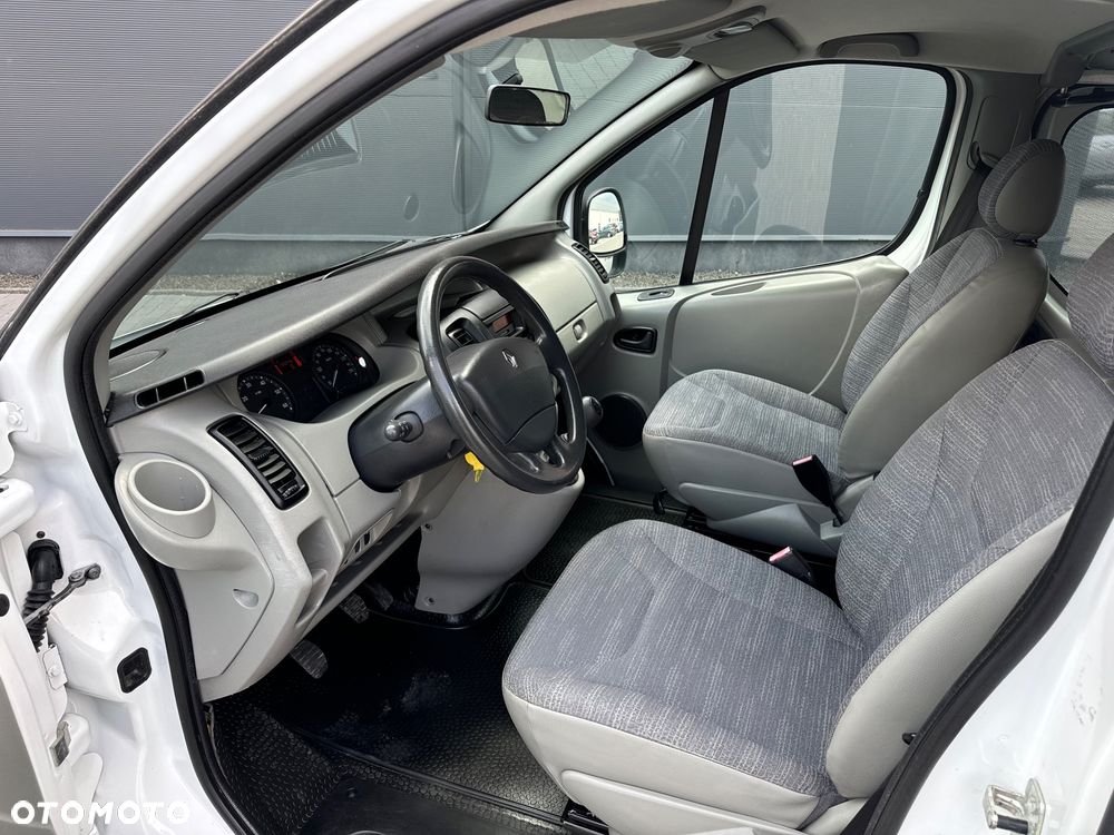 Renault Trafic - 13