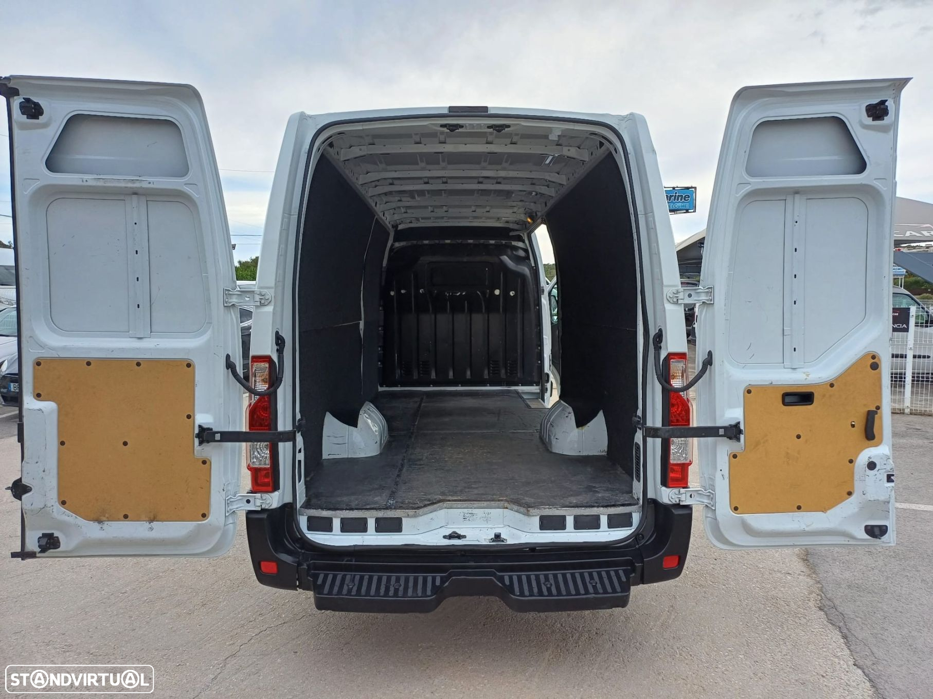 Renault Master 2.3 dCi L2 3.5T CD - 12