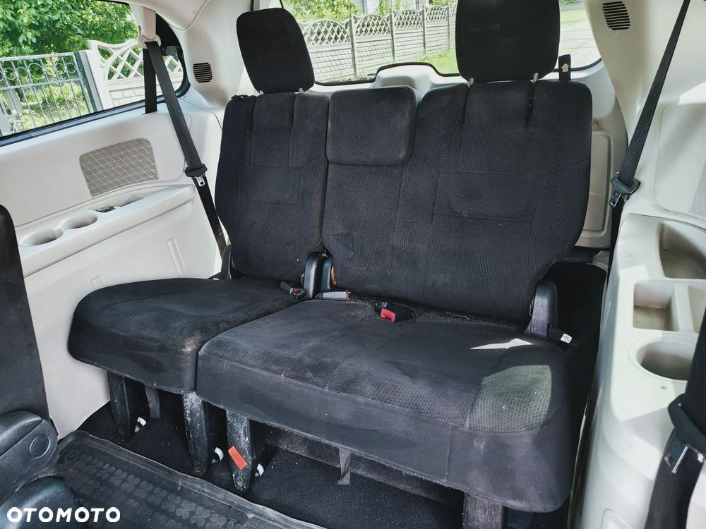 Chrysler Town & Country 3.6 Touring - 12