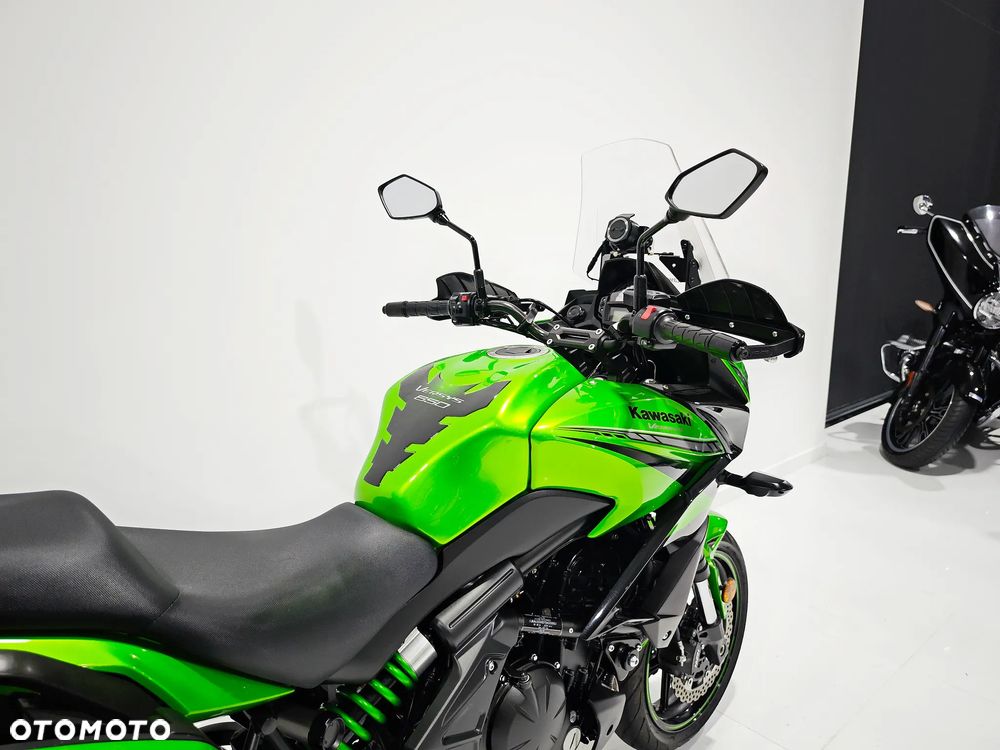 Kawasaki Versys 650 - 13