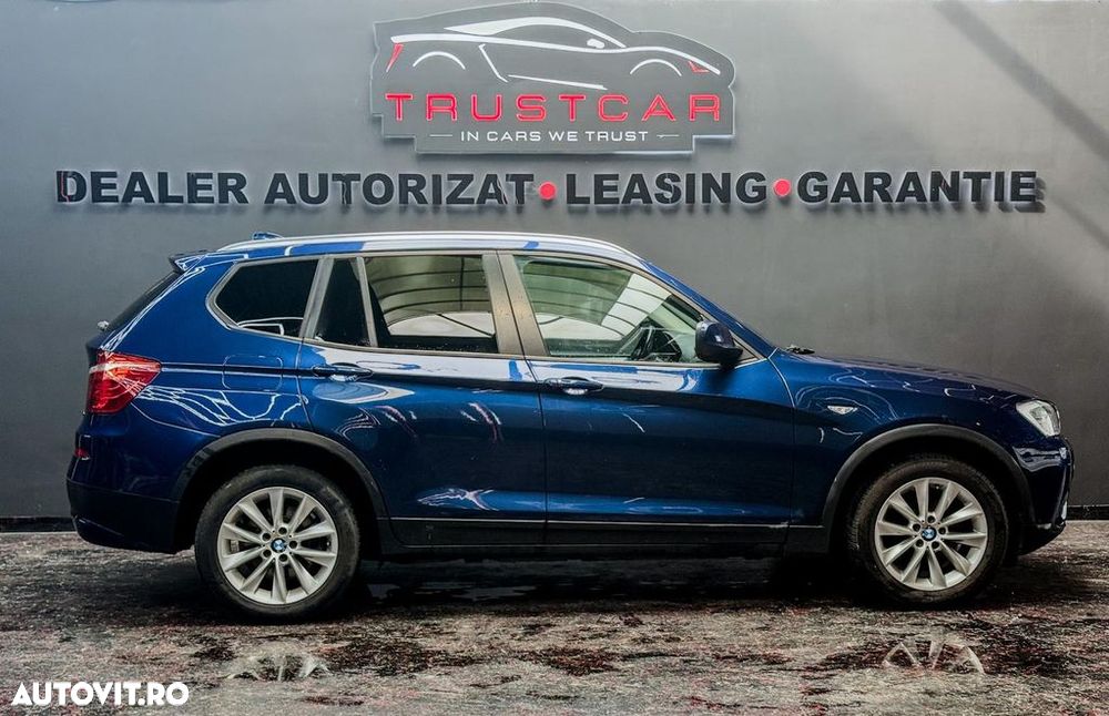 BMW X3 2012 photo 2
