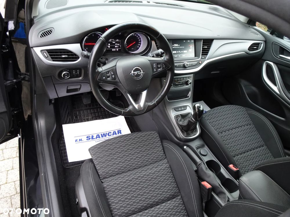 Opel Astra 1.6 CDTI Enjoy - 22