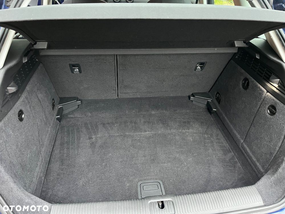 Audi A3 Sportback 1.4 TFSI Ambiente - 10