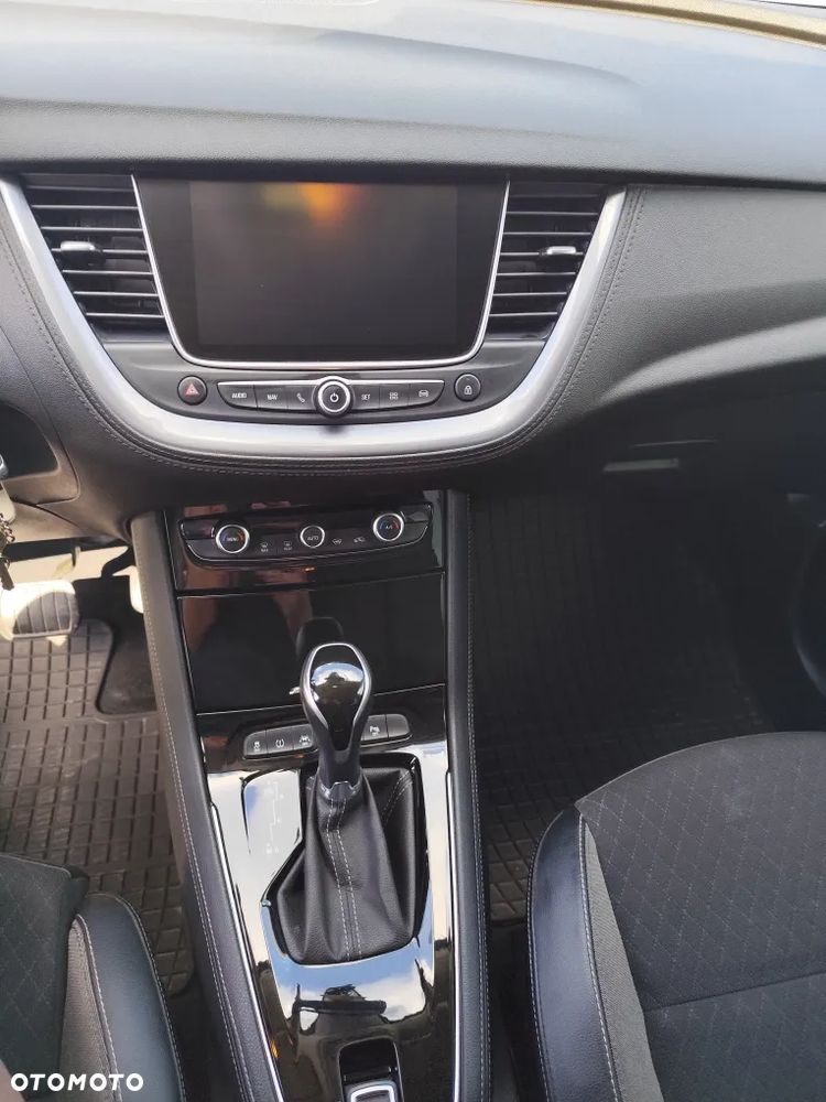 Opel Grandland X 1.6 T Elite S&S - 3