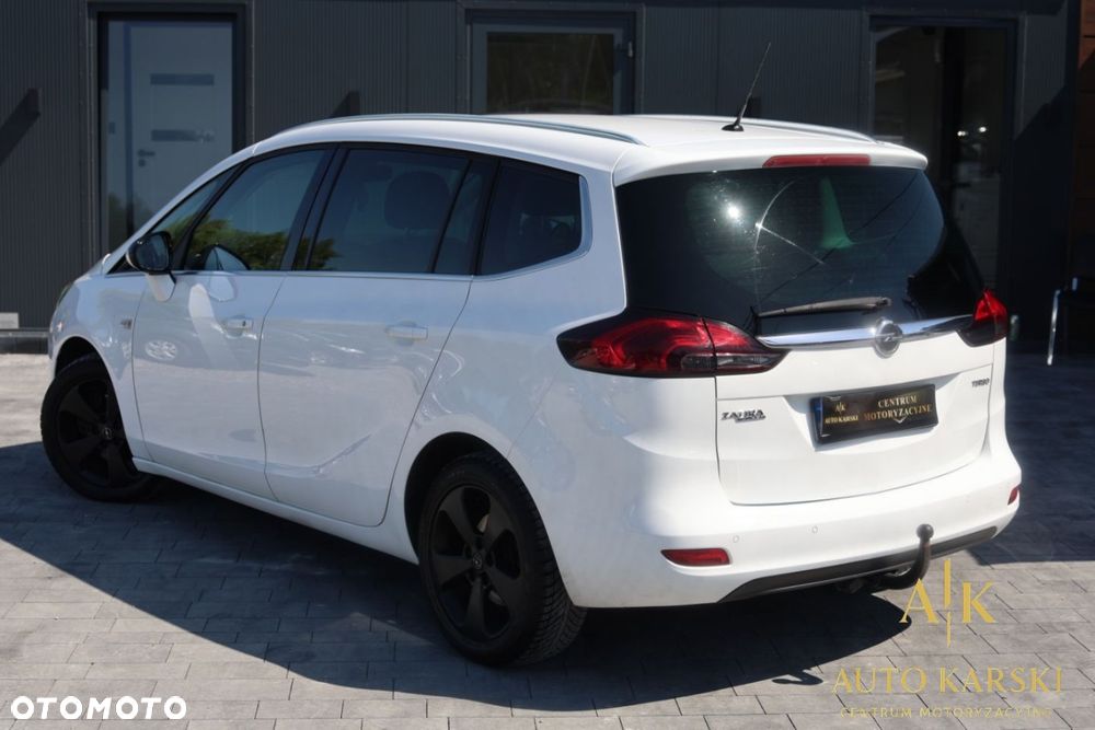 Opel Zafira - 10