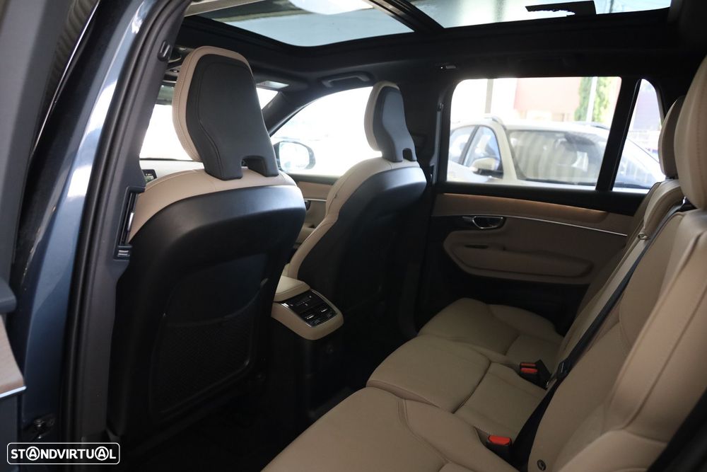 Volvo XC 90 2.0 T8 PHEV Plus Dark AWD - 16