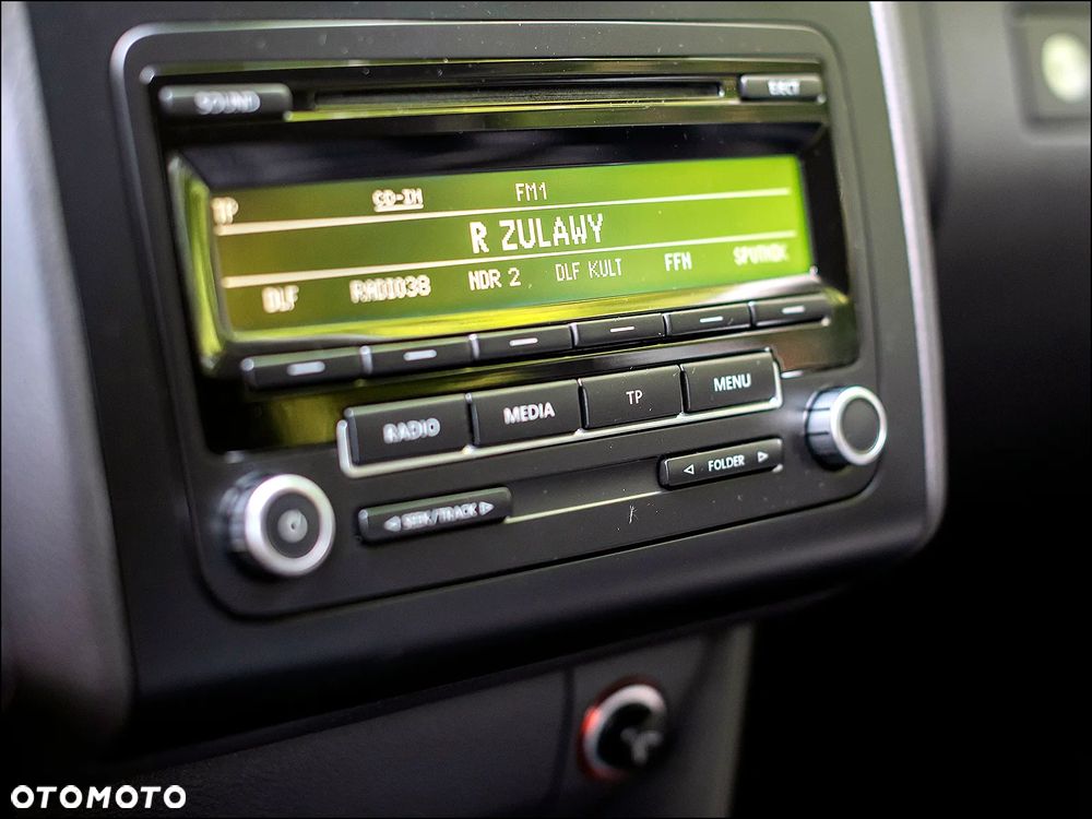 Volkswagen Touran - 27