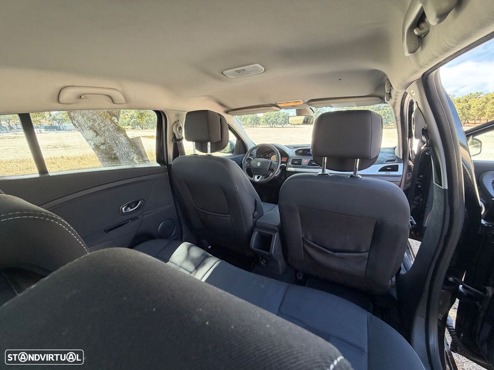 Renault Mégane 1.5 dCi Dynamique - 11