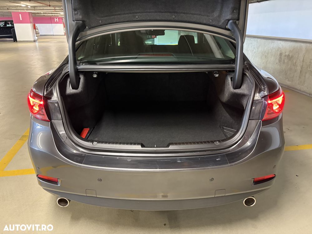 Mazda 6 CD175 AT Revolution Top - 12