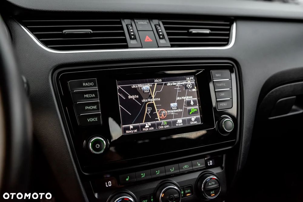 Skoda Octavia 2.0 TDI 4x4 Elegance DSG - 35