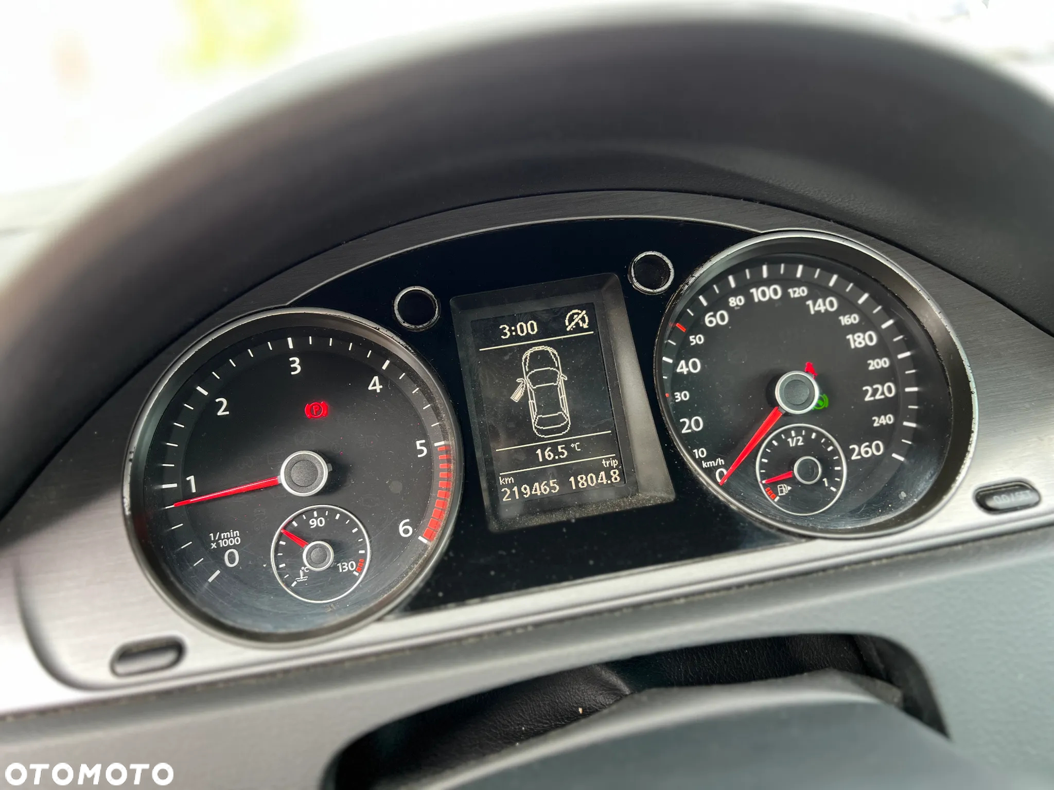 Volkswagen Passat 2.0 TDI DSG BlueMotion Technology Comfortline - 15