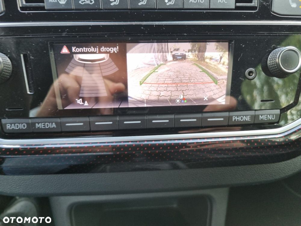 Volkswagen up! 1.0 TSI GTI - 26