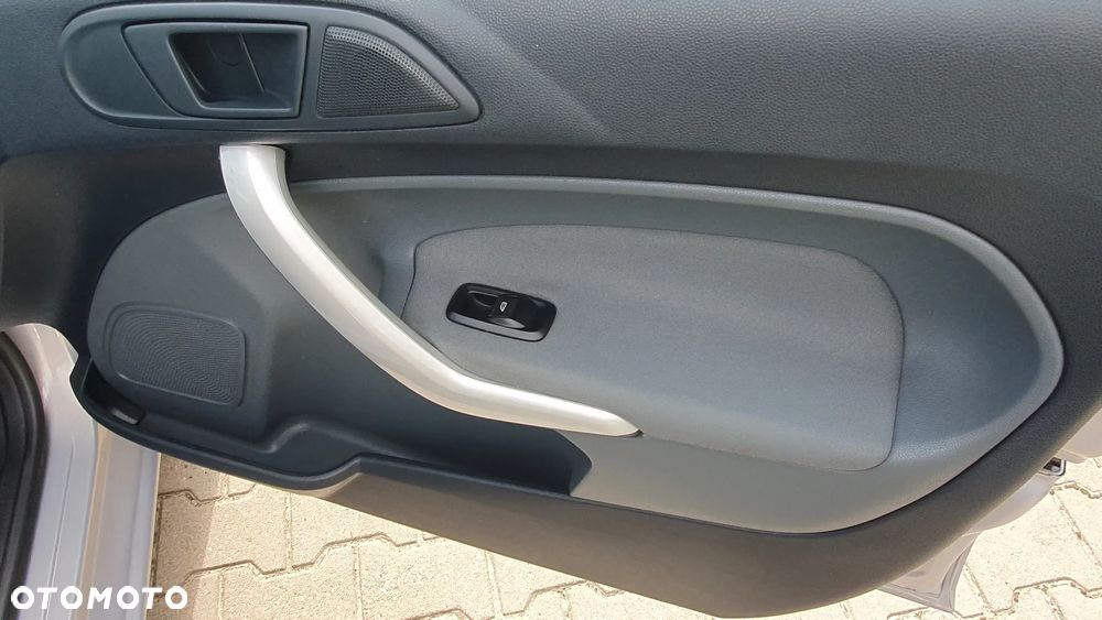 Ford Fiesta 1.4 TDCi Platinium X - 19