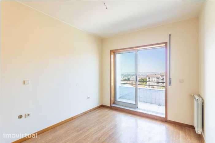T3 Fanzeres com 2 WC completos + Elevador + Lugar de Garagem - Grande imagem: 5/12