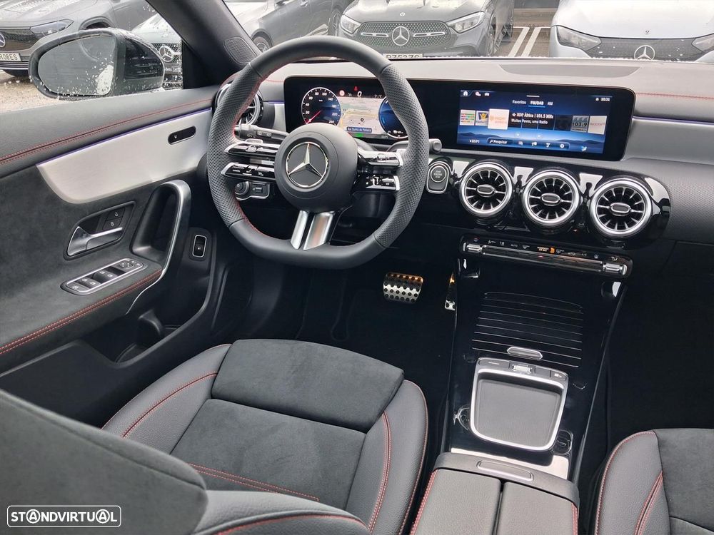 Mercedes-Benz CLA 250 e Shooting Brake AMG Line - 19