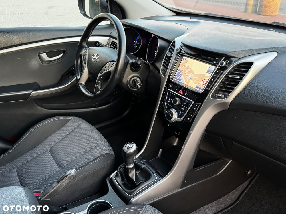 Hyundai i30 1.4 Passion Plus - 33