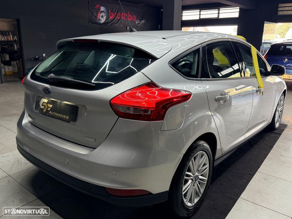 Ford Focus 1.0 EcoBoost S&S COOL&CONNECT DESIGN - 3