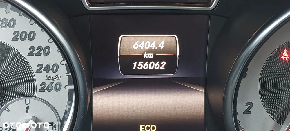 Mercedes-Benz CLA - 33