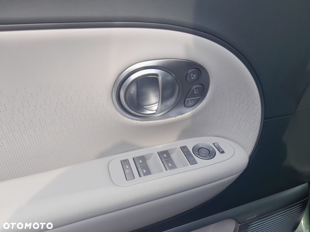 Hyundai IONIQ 9 110kWh Calligraphy AWD - 20