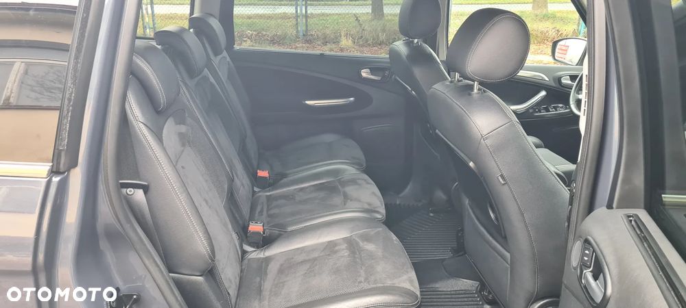 Ford Galaxy 2.0 TDCi Titanium - 11