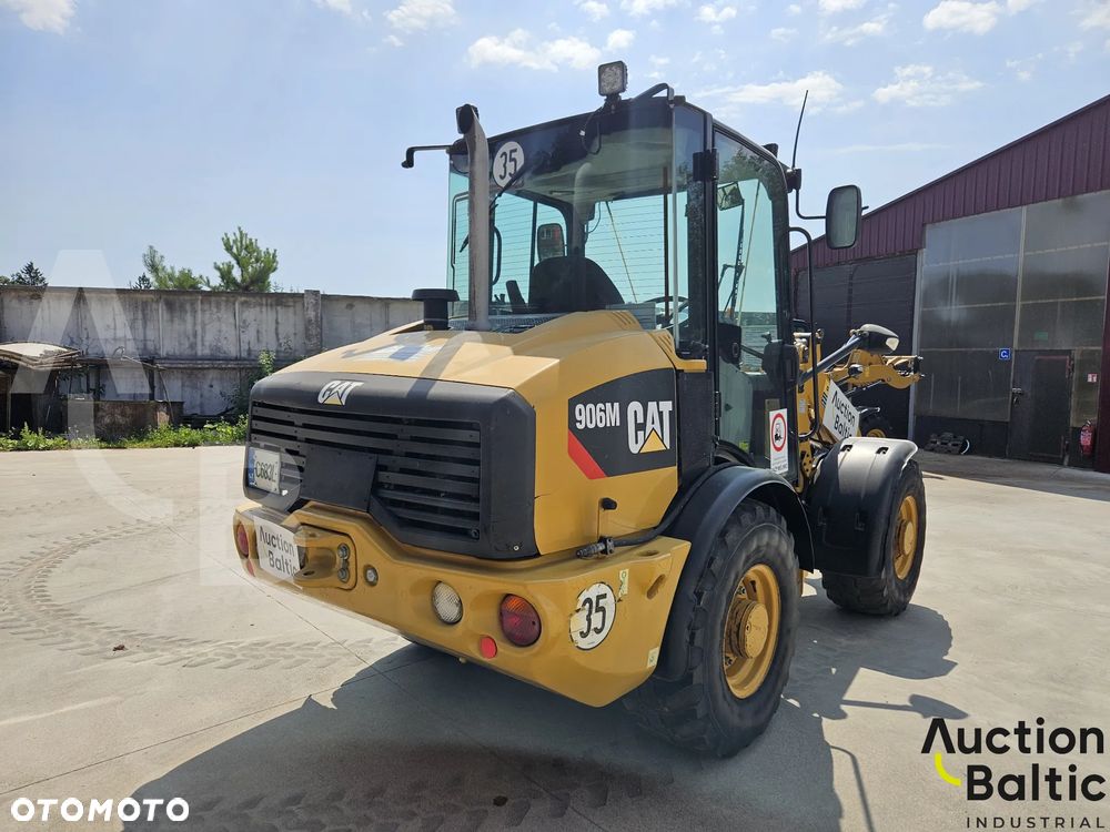 Caterpillar - 2