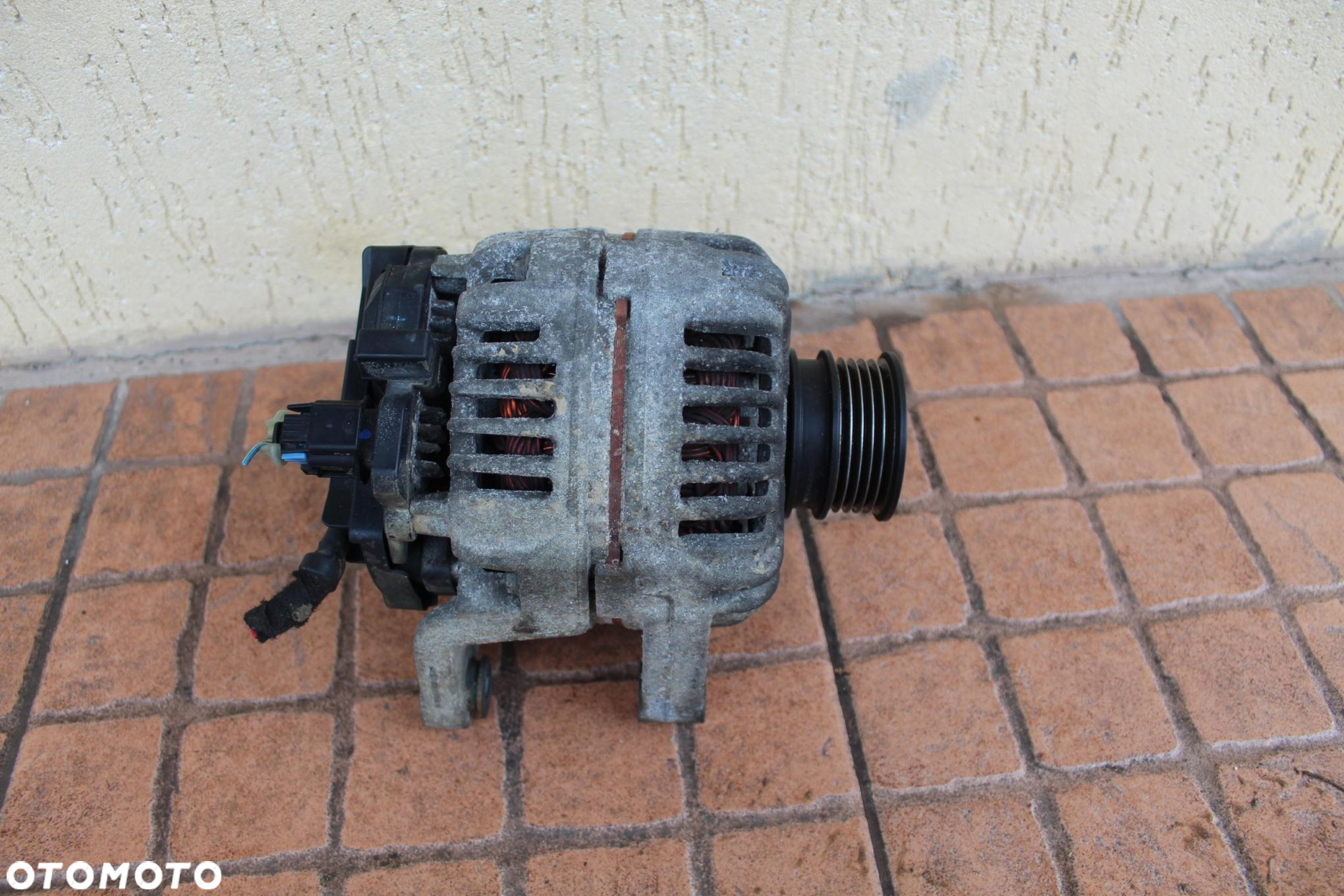 ALTERNATOR OPEL ASTRA H 13229984 - 2