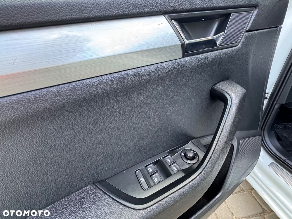 Skoda Superb - 37