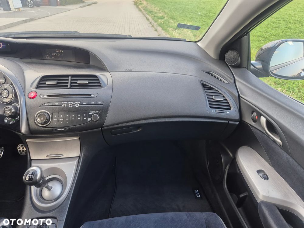 Honda Civic 1.4i-DSi - 28