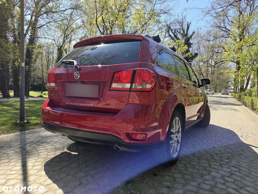 Fiat Freemont 2.0 Multijet 16V DPF Automatik Allrad Lounge - 5