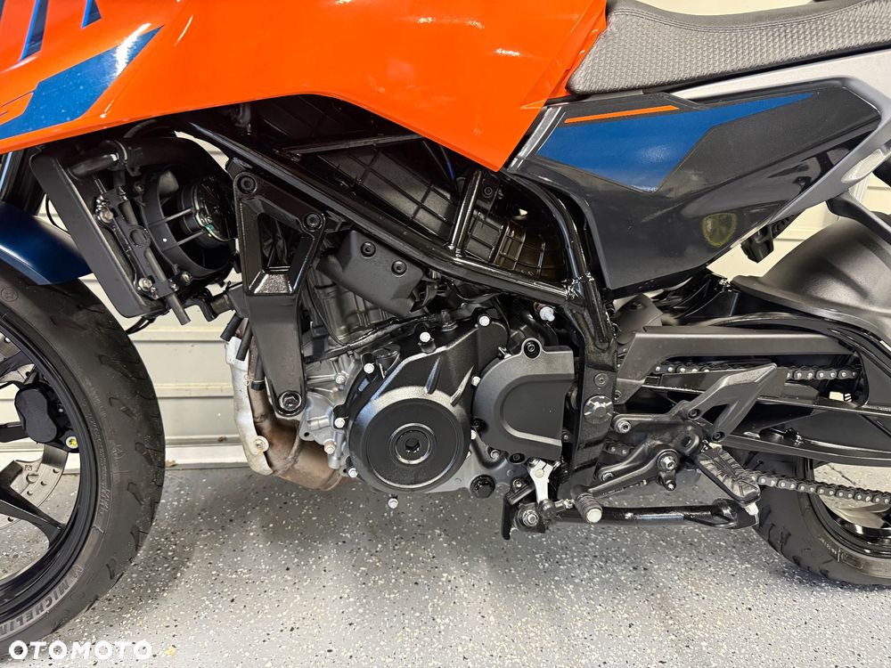 KTM Duke - 16