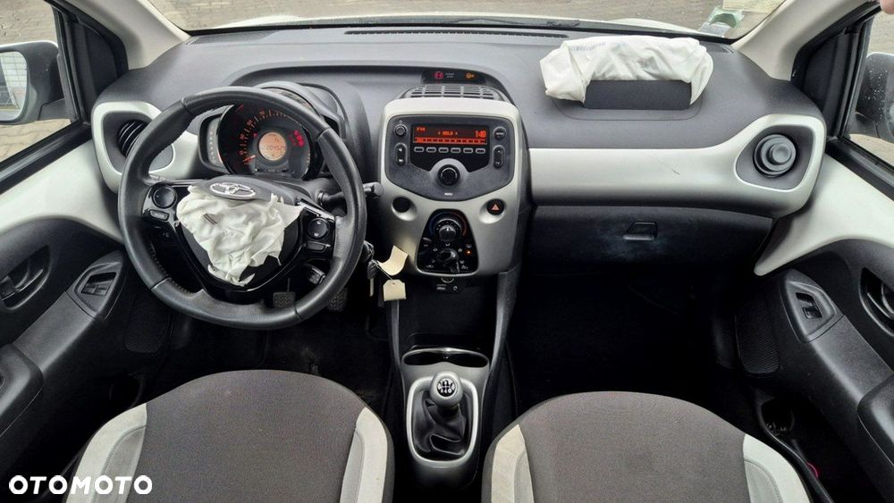 Toyota Aygo 1.0 VVT-i Sprint EU6 - 12