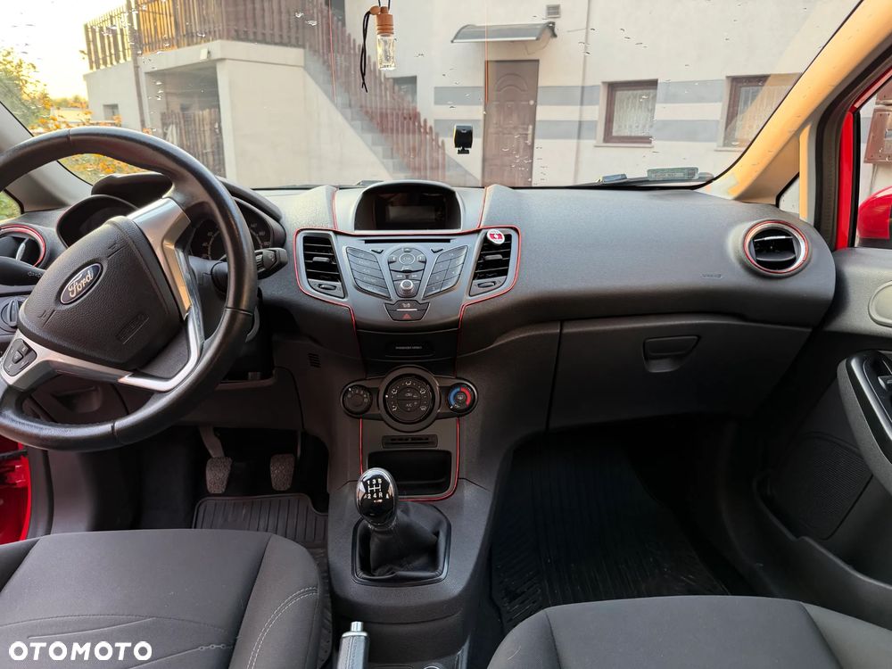 Ford Fiesta 1.0 EcoBoost Trend - 14