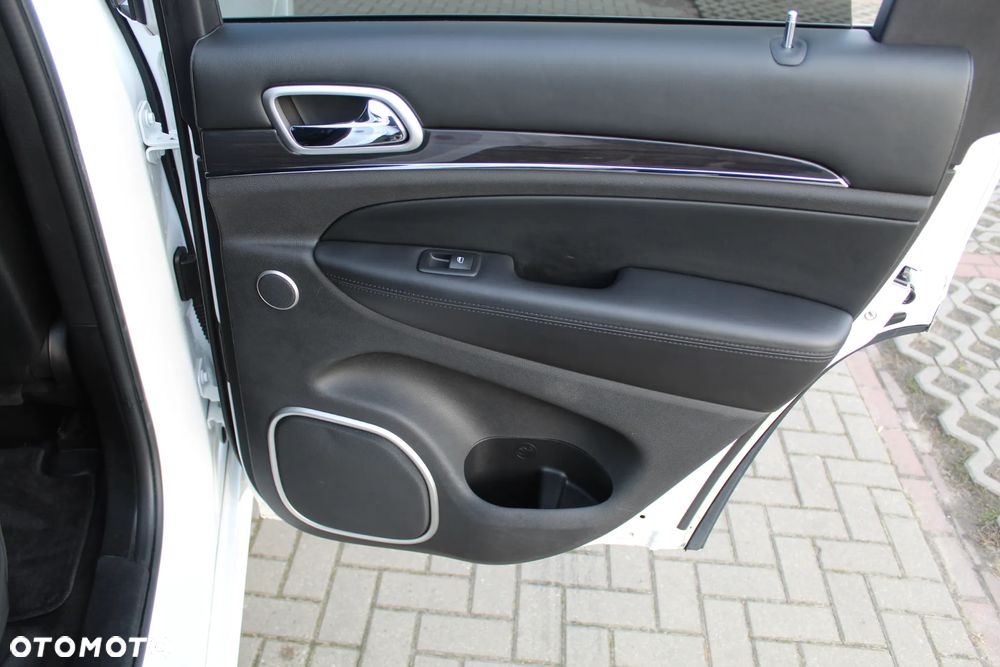 Jeep Grand Cherokee 3.6 V6 Pentastar 4WD Automatik Overland - 28