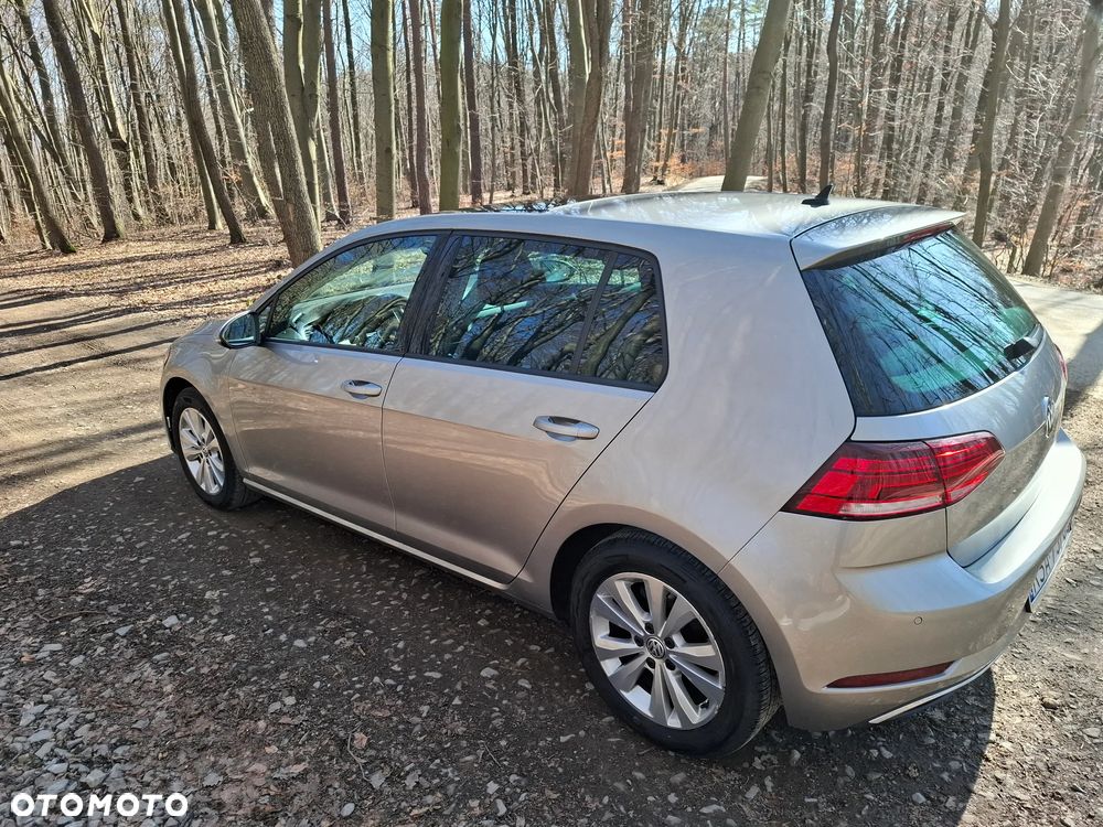 Volkswagen Golf 1.6 TDI SCR DSG Comfortline - 5