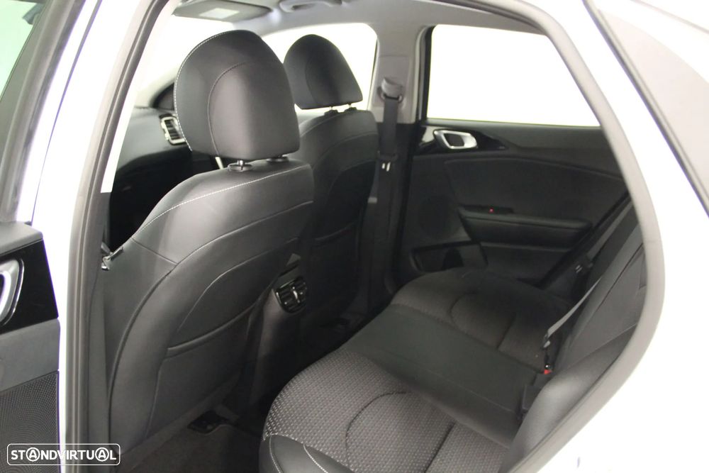 Kia XCeed 1.6 GDi PHEV Tech - 21