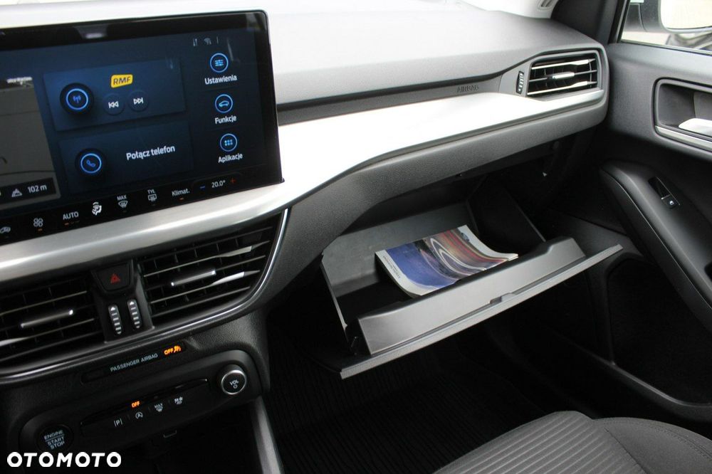 Ford Focus 1.0 EcoBoost Titanium - 31