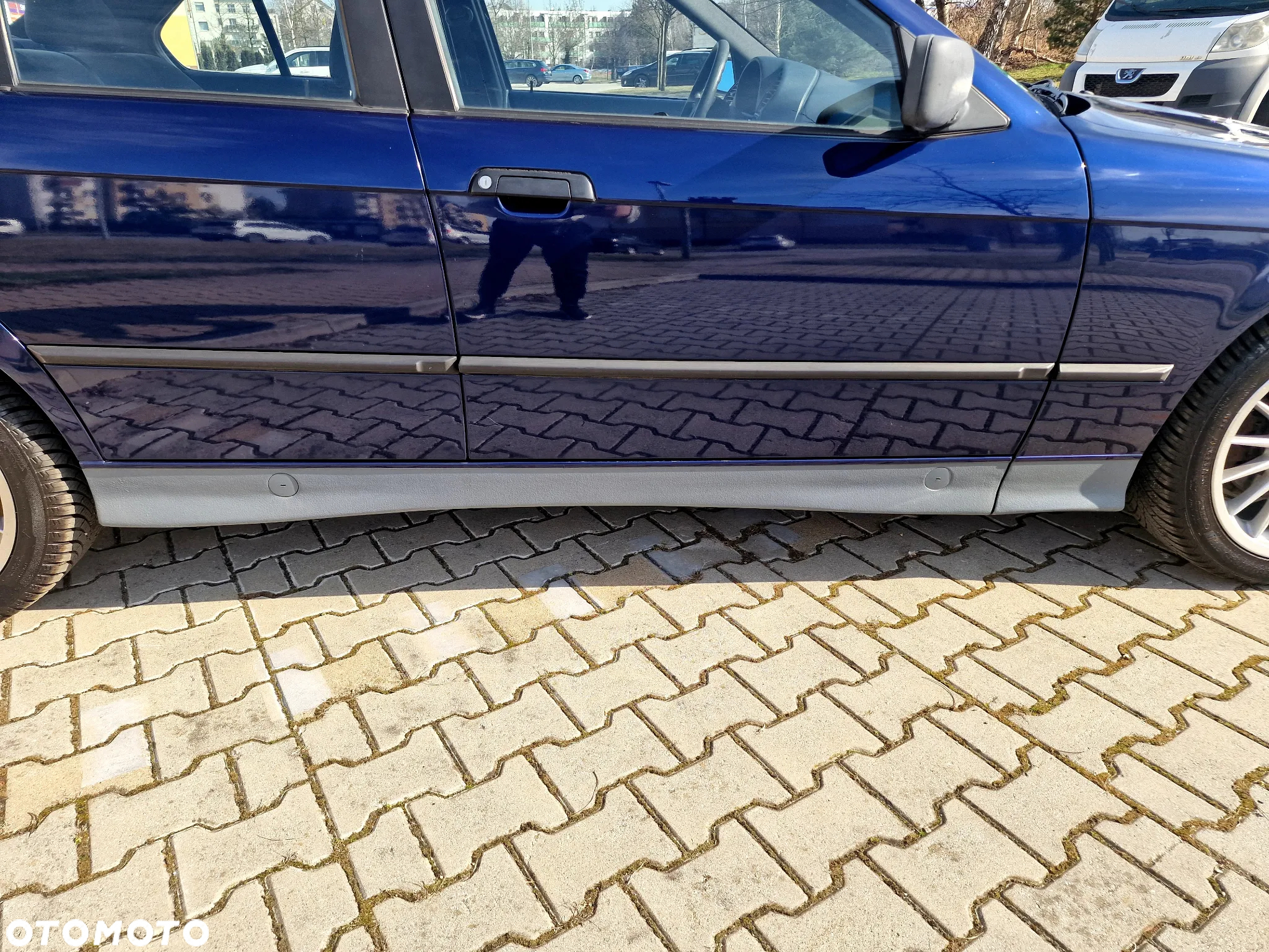BMW Seria 3 318i - 9