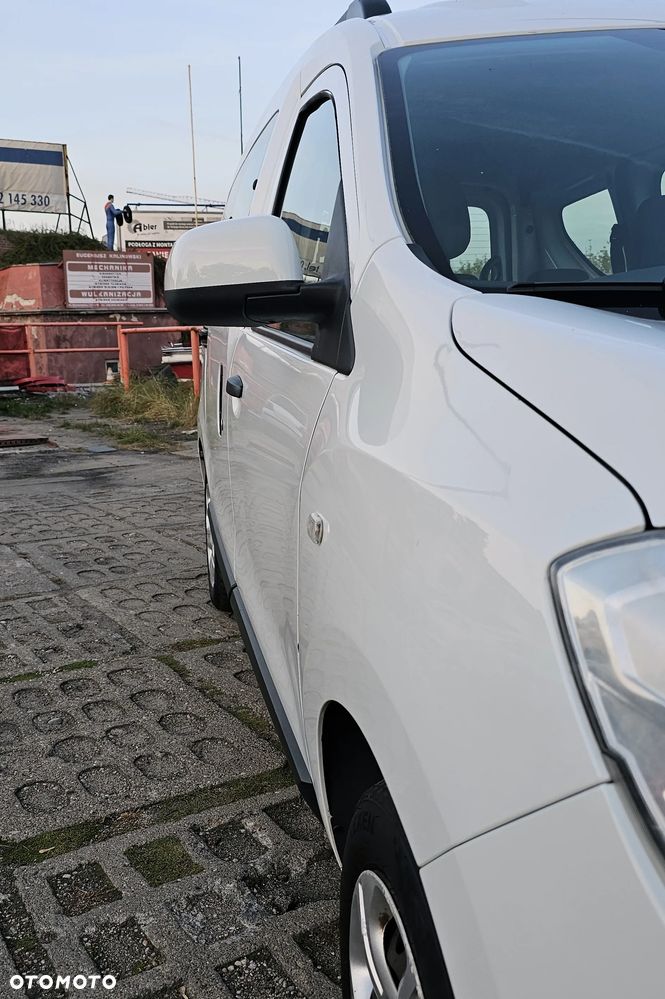 Dacia Dokker TCe 115 Celebration - 12