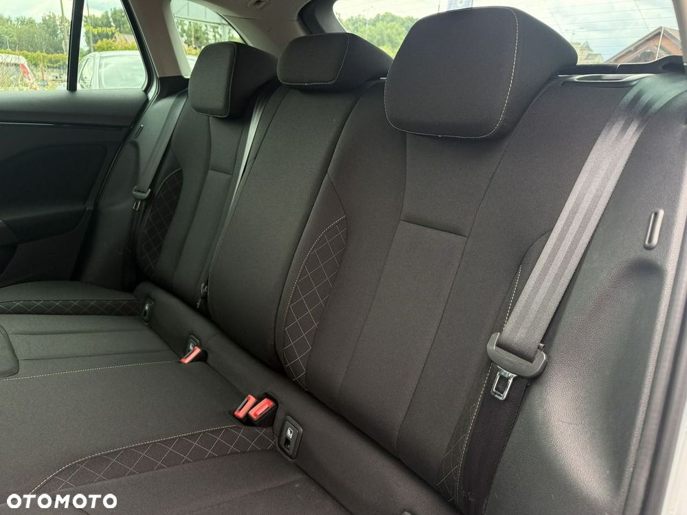Skoda Scala 1.0 TSI Style - 32