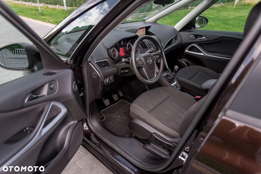 Opel Zafira Tourer 1.4 Turbo Active - 26