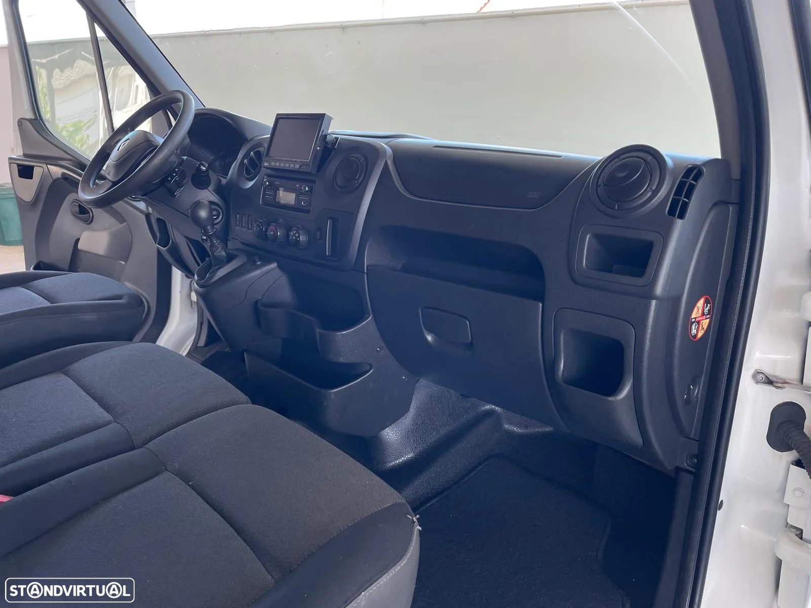 Renault Master 2.3 DCI 7LUG c/Báscula - 22