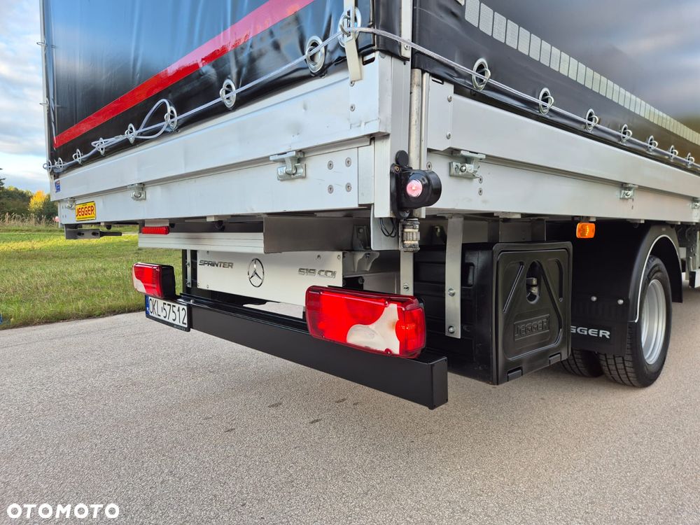 Mercedes-Benz Sprinter - 19