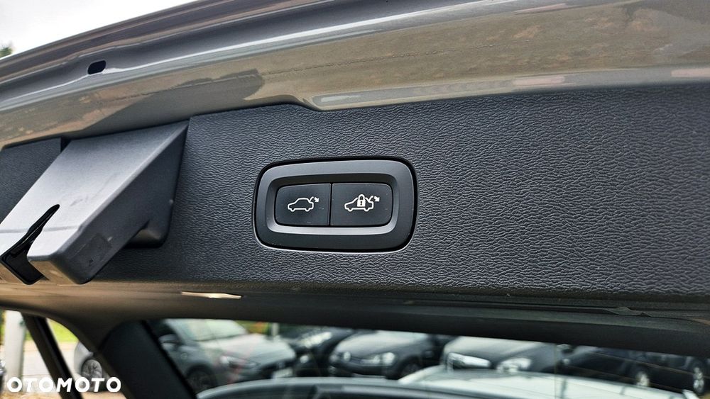 Volvo V60 B5 B AWD Plus Bright - 29