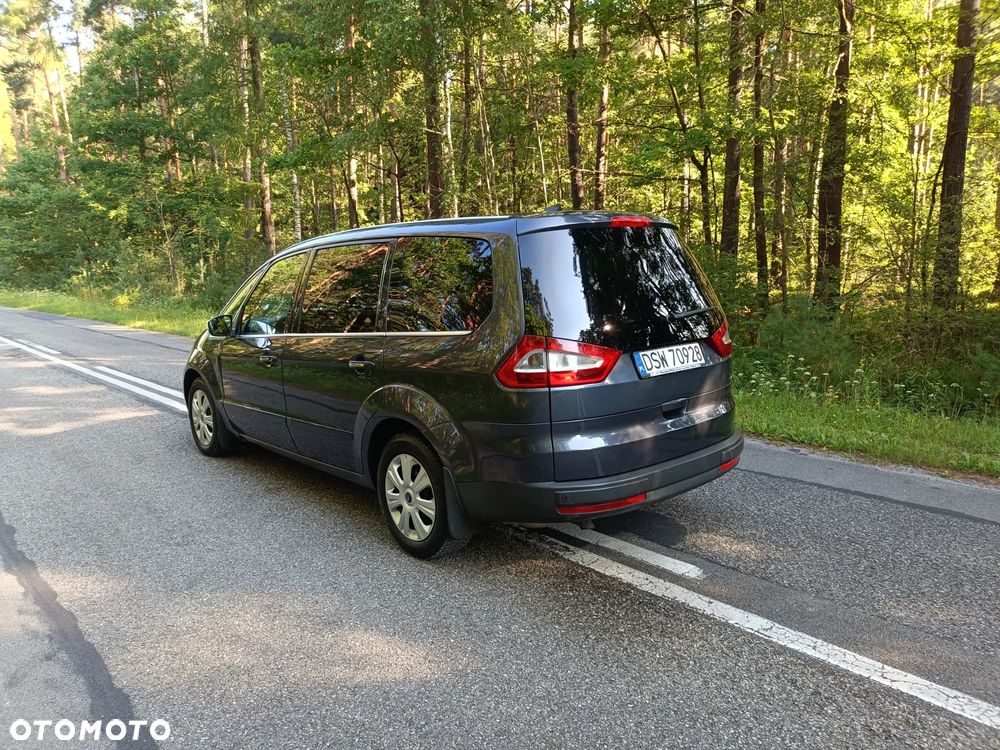 Ford Galaxy 2.0 TDCi Ghia - 33